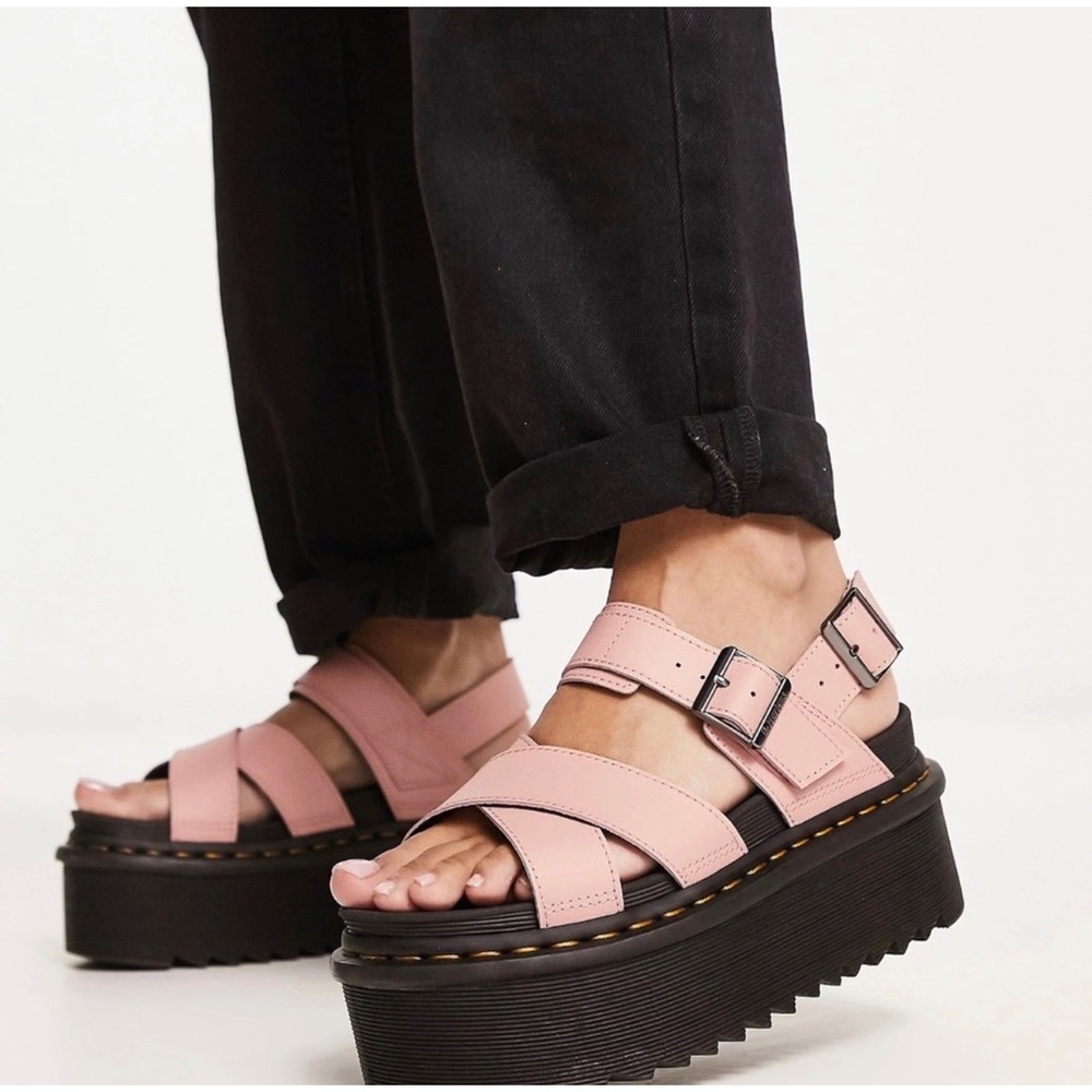Dr. Martens Athena Voss II Quad Peach Pink Leather Strap Platform Sandals Size 5